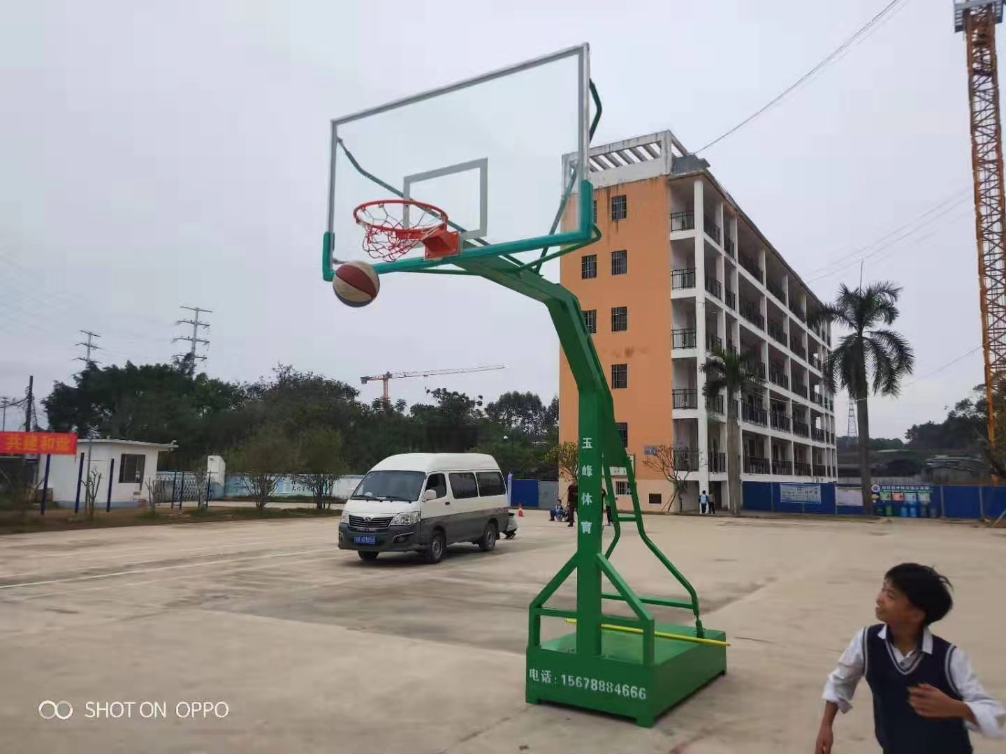 玉峰篮球架
